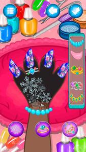 Hippo manicure: Game for girls